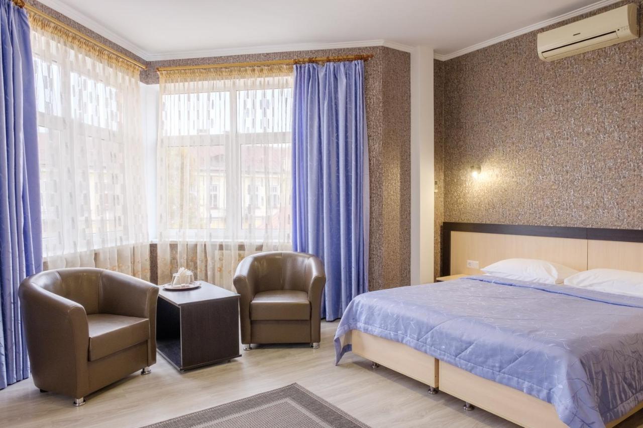 Slavia Hotel グロドノ エクステリア 写真