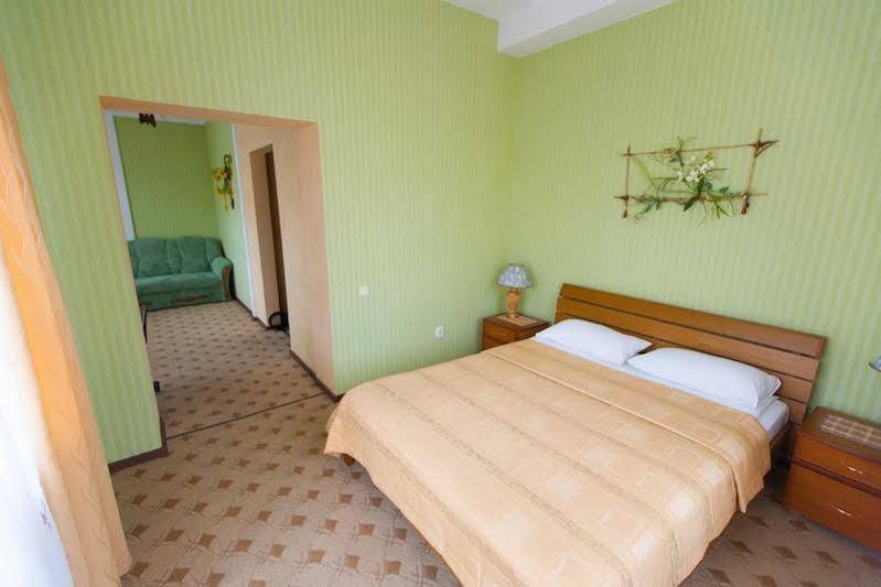 Slavia Hotel グロドノ エクステリア 写真